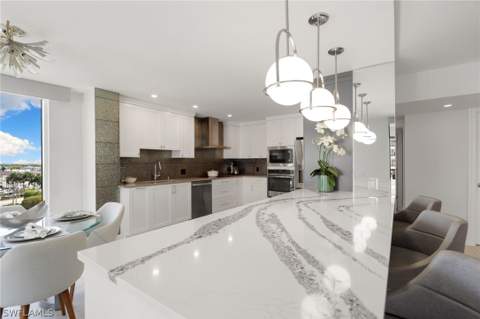 4401 Gulf Shore Blvd N D806, Naples FL - photo 13 of 50