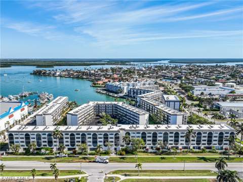 1027 Anglers Cv B301, Marco Island FL - photo 23 of 31