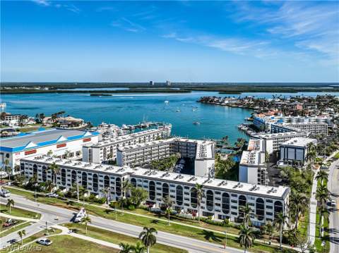 1027 Anglers Cv B301, Marco Island FL - photo 24 of 31