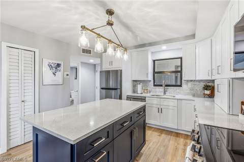1027 Anglers Cv B301, Marco Island FL - photo 6 of 31