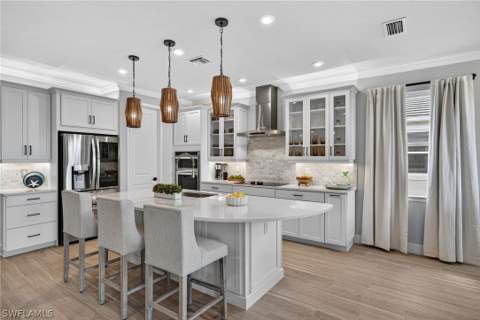 4683 Arboretum Cir 201, Naples FL - photo 10 of 34