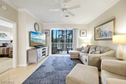 8253 Parkstone Pl 206, Naples FL - photo 13 of 36