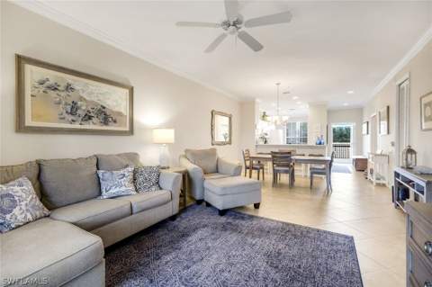 8253 Parkstone Pl 206, Naples FL - photo 15 of 36