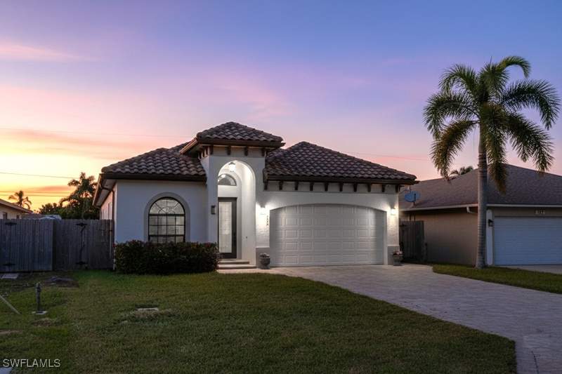 3 bedroom SingleFamilyResidence at 735 99th Ave N, Naples Park, Naples — photo 3