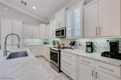 735 99th Ave N, Naples FL - photo 8 of 35