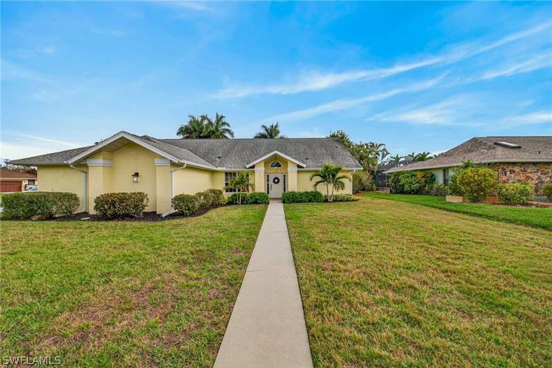 3 bedroom SingleFamilyResidence at 390 Saint Andrews Blvd, St Andrews At Lely Golf Estates, Naples — photo 4