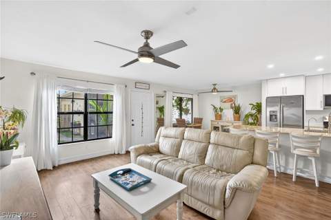 177 Forest Lakes Blvd 104, Naples FL - photo 8 of 33