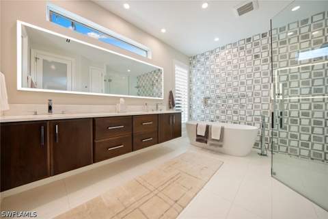 7963 Grand Bay Dr 11, Naples FL - photo 9 of 38