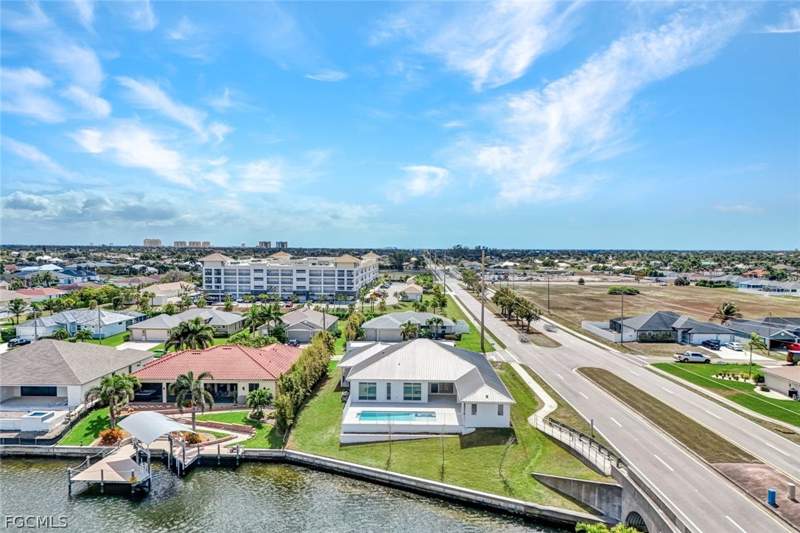 3 bedroom SingleFamilyResidence at 2029 SW 41st St, Cape Coral, Cape Coral — photo 5