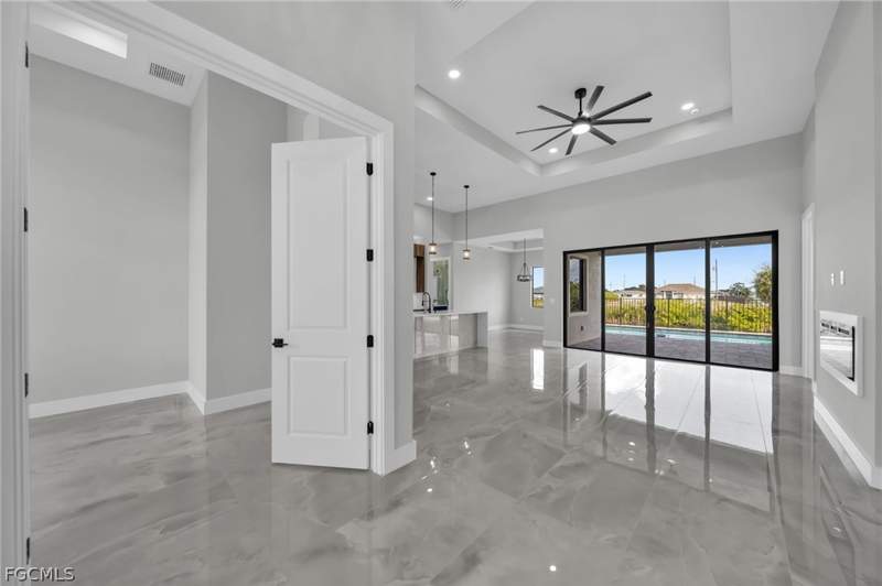 4 bedroom SingleFamilyResidence at 411 NE 25th St, Cape Coral, Cape Coral — photo 5