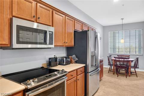 20011 Sanibel View Cir 206, Fort Myers FL - photo 12 of 49