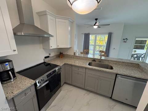 6101 Lake Front Dr, Fort Myers FL - photo 6 of 25