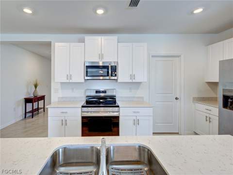 17154 Monte Isola Way, North Fort Myers FL - photo 9 of 50