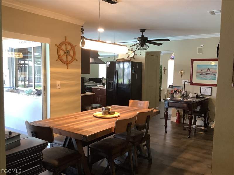 3 bedroom SingleFamilyResidence at 107 SE 39th St, Cape Coral, Cape Coral — photo 5