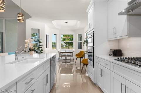 8897 Redonda Dr, Naples FL - photo 11 of 43