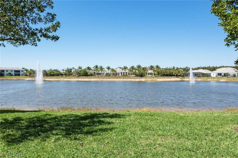 3 bedroom SingleFamilyResidence at 8897 Redonda Dr, Azure At Hacienda Lakes, Naples — photo 4
