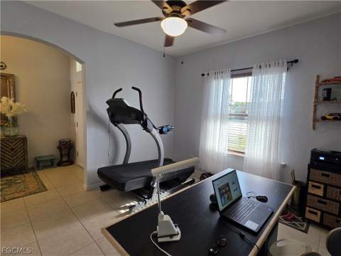 4102 SW 14th Pl, Cape Coral FL - photo 6 of 42
