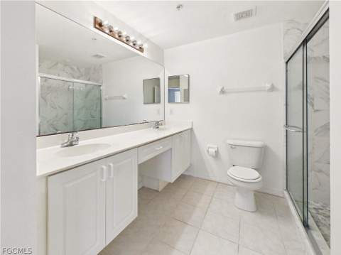 9015 Colby Dr 2012, Fort Myers FL - photo 6 of 17