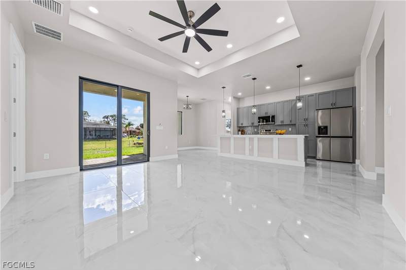 3 bedroom SingleFamilyResidence at 2711 10th St W, Lehigh Acres, Lehigh Acres — photo 2