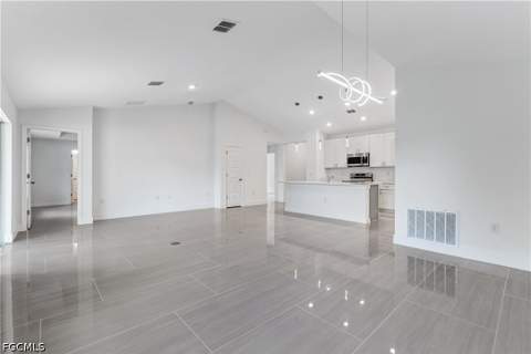 819 Coffield Ave, Lehigh Acres FL - photo 6 of 21