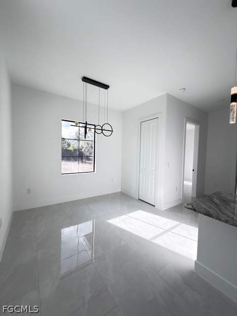 913 Glenn Ave, Lehigh Acres FL - photo 6 of 41