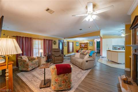 1700 Tampa Ave, Clewiston FL - photo 8 of 21