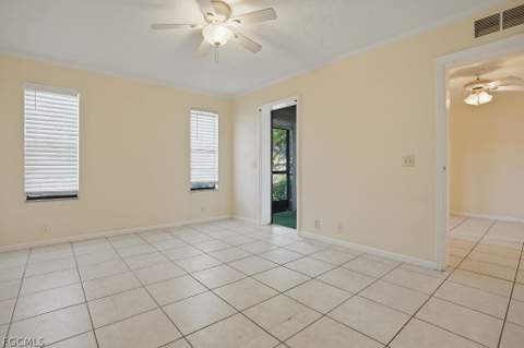 5369 Treetops Dr M102, Naples FL - photo 7 of 11