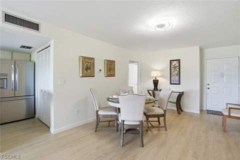 5585 Trailwinds Dr 314, Fort Myers FL - photo 20 of 42