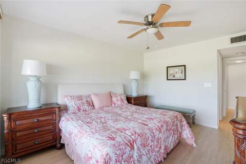 5585 Trailwinds Dr 314, Fort Myers FL - photo 23 of 42