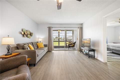 8761 Lueck Ln 3, Fort Myers FL - photo 15 of 46