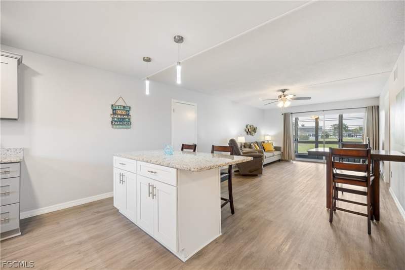 2 bedroom Condominium at 8761 Lueck Ln 3, Cypress Lakes Manor South, Fort Myers — photo 2