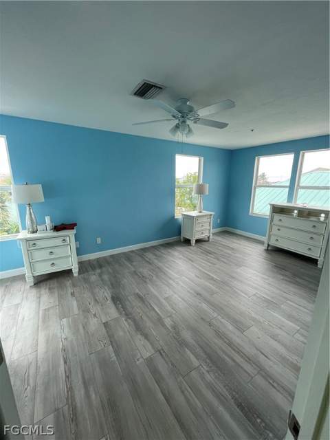235 Miramar St, Fort Myers Beach FL - photo 10 of 24