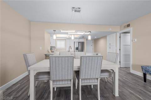 15031 Punta Rassa Rd 105, Fort Myers FL - photo 6 of 35