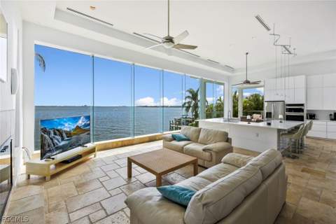 2302 SE 28th St, Cape Coral FL - photo 14 of 50