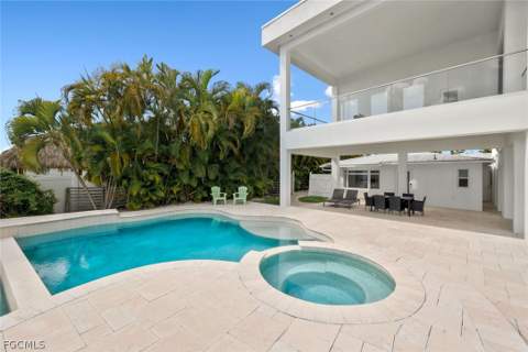 2302 SE 28th St, Cape Coral FL - photo 7 of 50