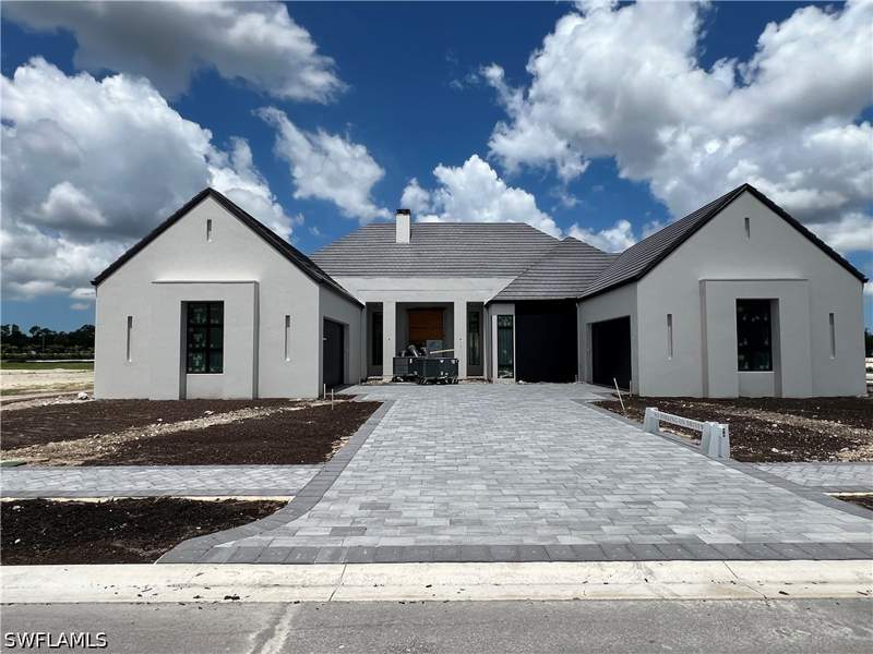 4 bedroom SingleFamilyResidence at 949 Chimney Rock Rd, Opus Stone, Naples — photo 3