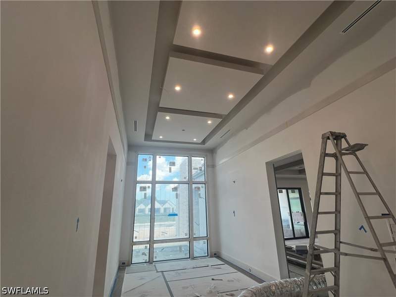 4 bedroom SingleFamilyResidence at 949 Chimney Rock Rd, Opus Stone, Naples — photo 4