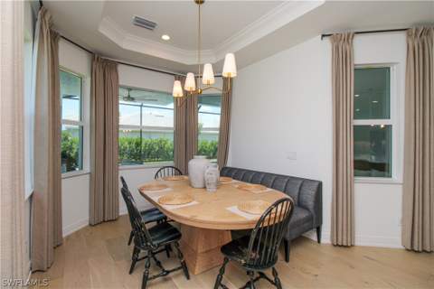 9241 Cayman Dr, Naples FL - photo 12 of 49