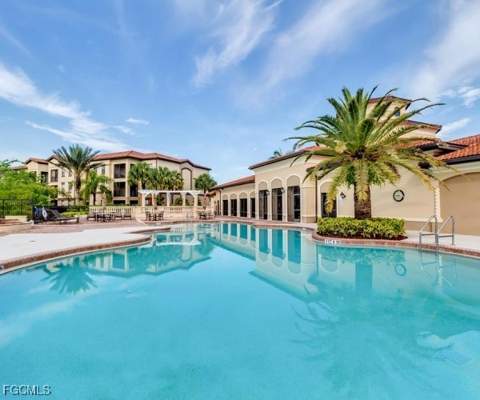13000 Positano Cir 305, Naples FL - photo 14 of 17