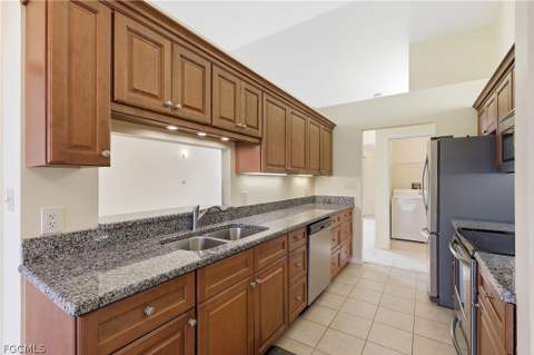 7121 Golden Eagle Ct 623, Fort Myers FL - photo 11 of 41