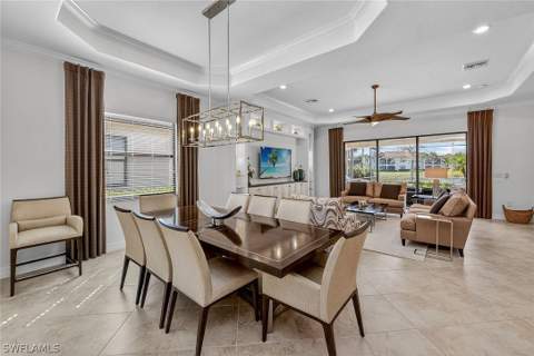 3001 Aviamar Cir, Naples FL - photo 10 of 50