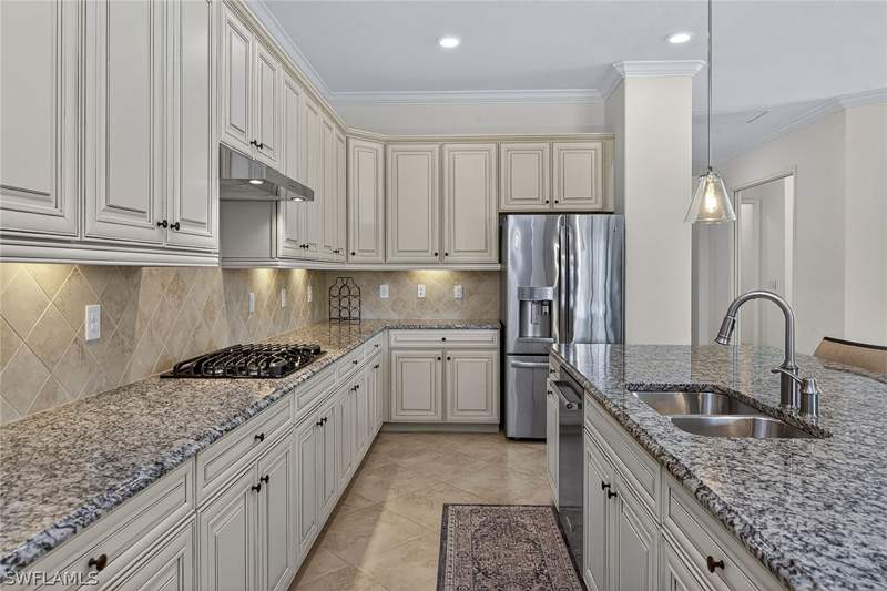 4 bedroom SingleFamilyResidence at 3001 Aviamar Cir, Millbrook, Naples — photo 3
