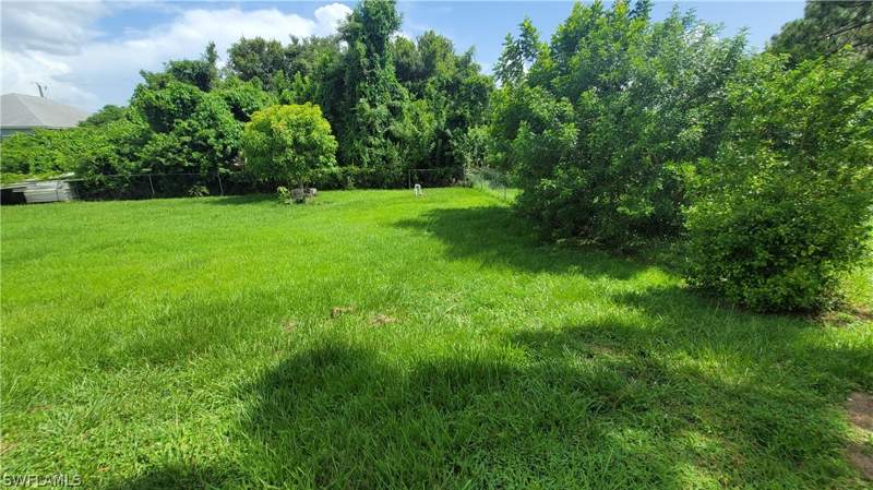 3 bedroom SingleFamilyResidence at 3711 10th St SW, Lehigh Acres, Lehigh Acres — photo 3