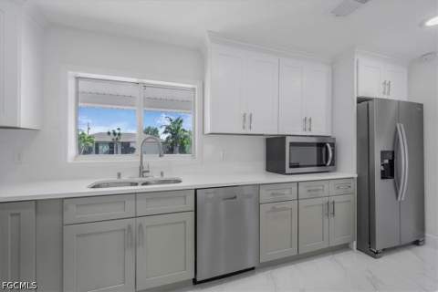 105 SE 45th Ter, Cape Coral FL - photo 14 of 41