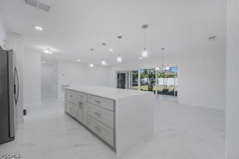 105 SE 45th Ter, Cape Coral FL - photo 15 of 41