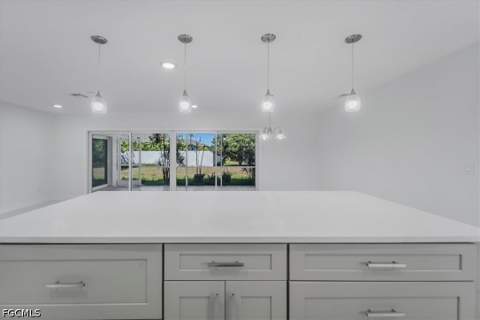 105 SE 45th Ter, Cape Coral FL - photo 16 of 41