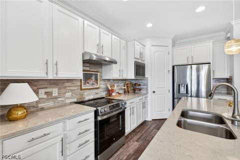 10825 Dennington Rd, Fort Myers FL - photo 7 of 50