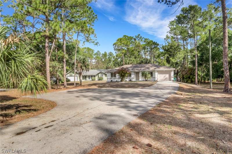 4 bedroom SingleFamilyResidence at 3371 8th Ave SE, Golden Gate Estates, Naples — photo 3