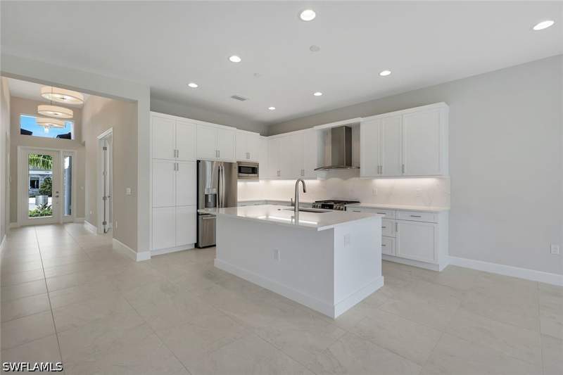 3 bedroom SingleFamilyResidence at 2741 Durham Cir, Valencia Sky, Naples — photo 3