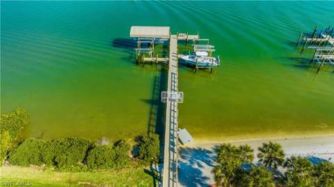 345 Mango St 406, Fort Myers Beach FL - photo 12 of 46